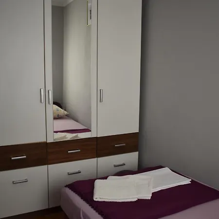Daire Apartman Dorijan *